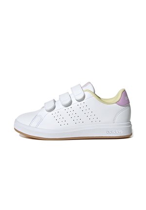 Sneaker bianche in pelle con tre fasce in Velcro, dettagli laterali perforati, foderatura verde chiaro e suola in gomma beige. Logo del marchio sul tallone.