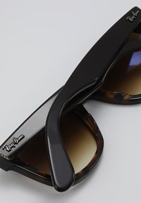 Ray-Ban WAYFARER UNISEX - Óculos de sol - top brown on yellow havana