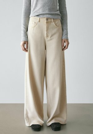 LOW-RISE  - Wide Leg - light yellow