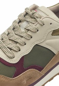 Tamaris Baskets basses - cognac comb