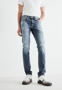 Replay WILLBI PANTS - Džíny Straight Fit - medium blue