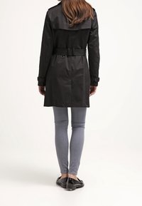 Esprit Trenchcoat - black