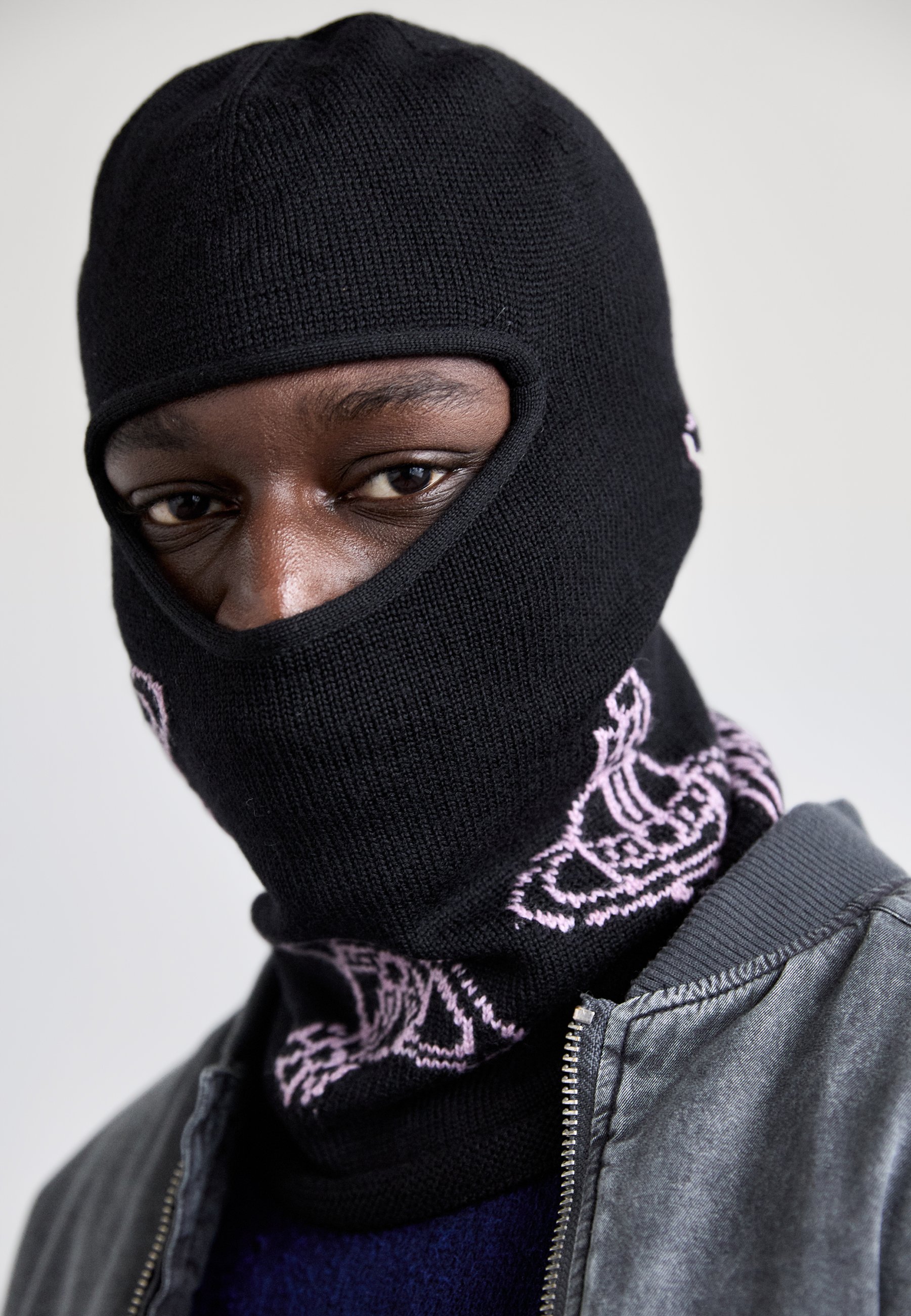 ☆【Vivienne Westwood】☆EMBROIDERED LOGO WOOL BEANI.E☆ Vivienne Westwood Sporty Ribbed Wool Beanie