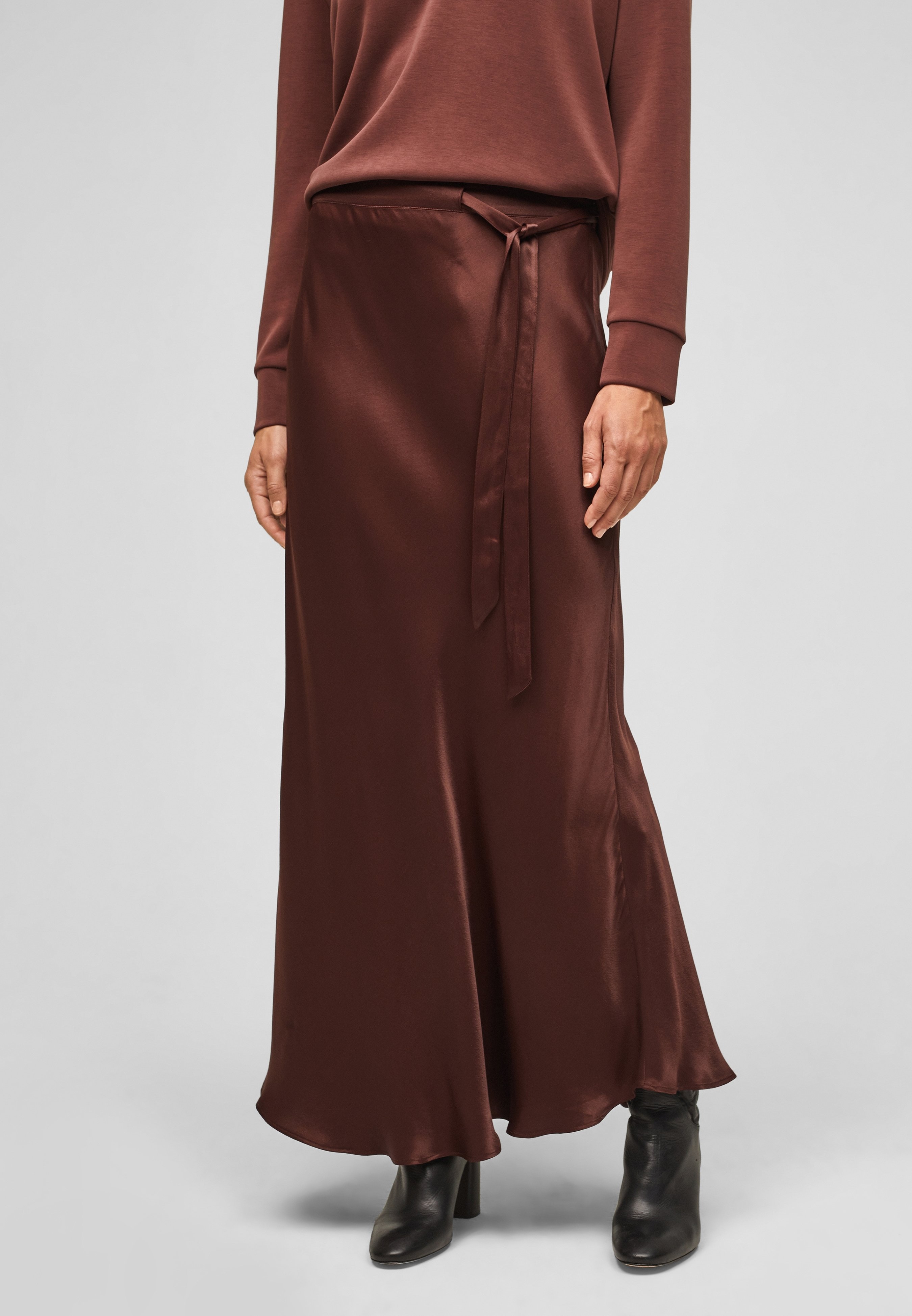 s.Oliver BLACK LABEL JUPE - Maxirock - dark red/dunkelrot - Zalando.de