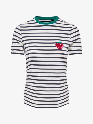 Kortermet hvit skjorte med svarte horisontale striper, grønn krage og brodert rød jordbær på venstre bryst.