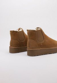 LIMMA FONTANEDA - Winter boots - camel