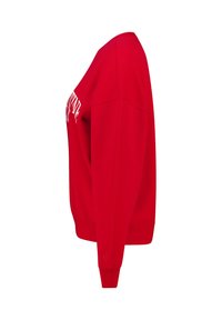 Rode sweatshirt van katoen, met een ronde halslijn, lange mouwen, geribbelde manchetten en een zijaanzicht-silhouet. Tekst gedrukt op de voorkant.