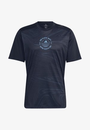 T-shirt de sport noir avec une texture lisse. Présente un motif graphique bleu clair et le texte "END PLASTIC WASTE" sur le devant. Manches courtes.