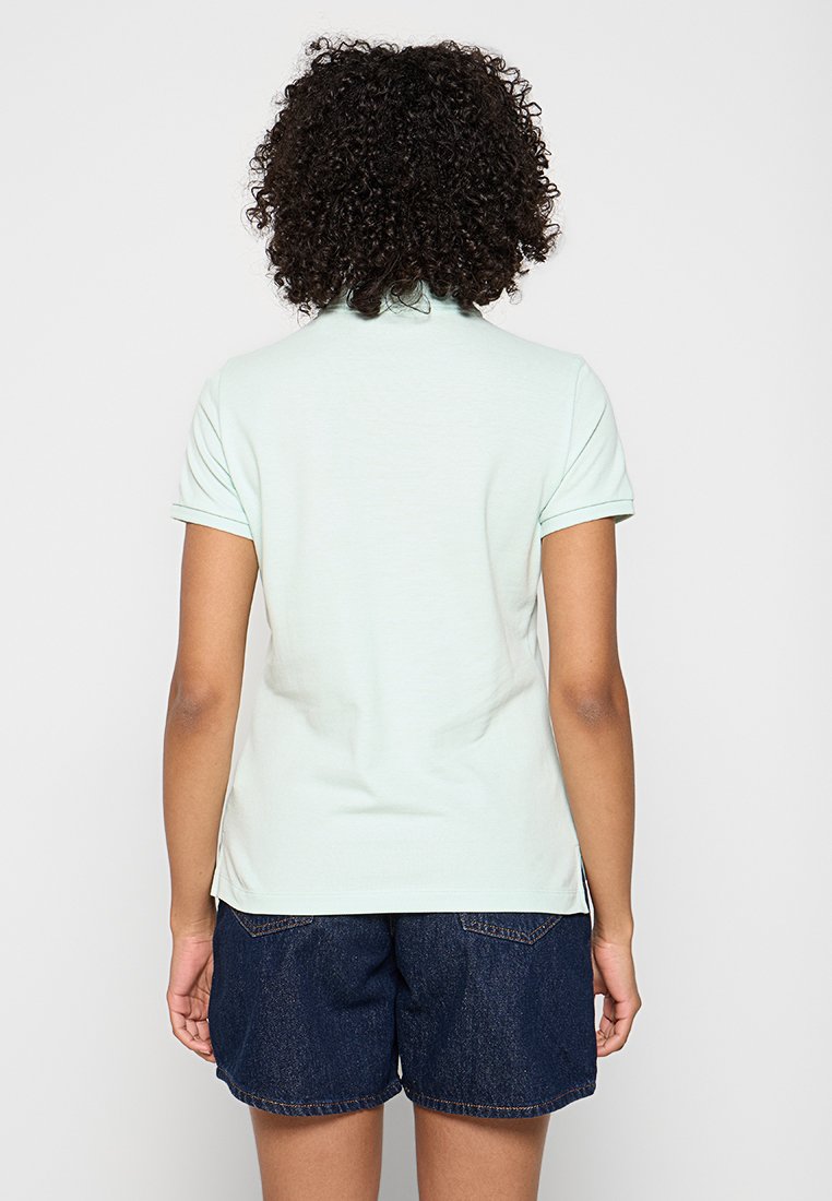 SLIM FIT
