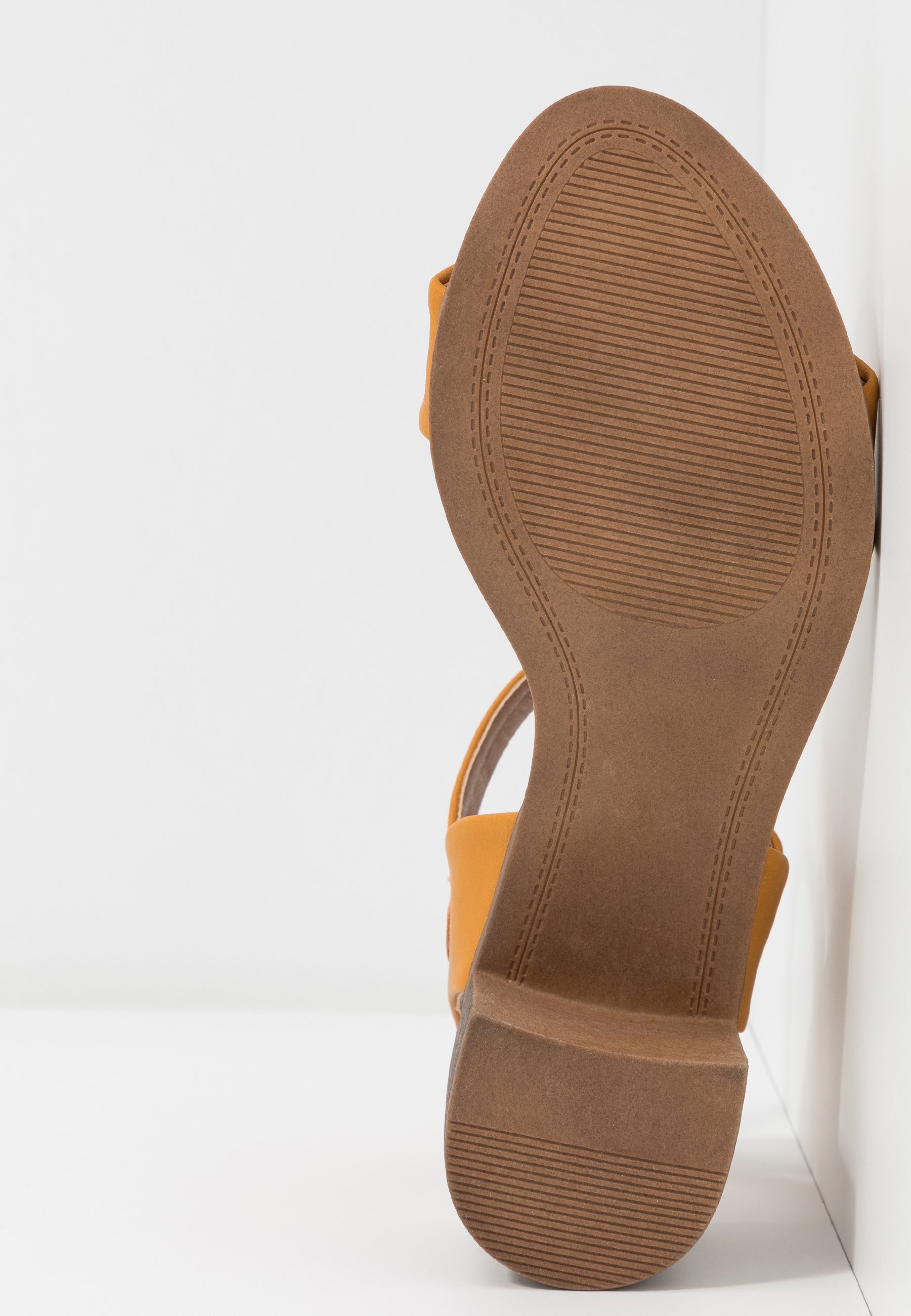 New Look PLATYPUS - Sandaler - mid yellow New Look PLATYPUS - Sandaler - mid yellow