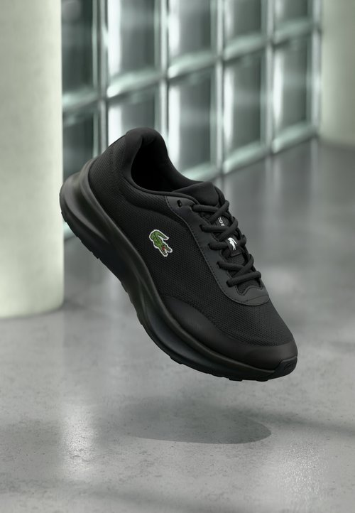 Lacoste NEO RUN UTL 1261 - Sneakers low - black
