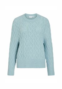 Jasnoniebieski sweter w warkoczowym splocie z okrągłym dekoltem, ściągaczami przy mankietach i u dołu. Miękka tekstura i skomplikowany wzór warkoczowy na całej powierzchni.