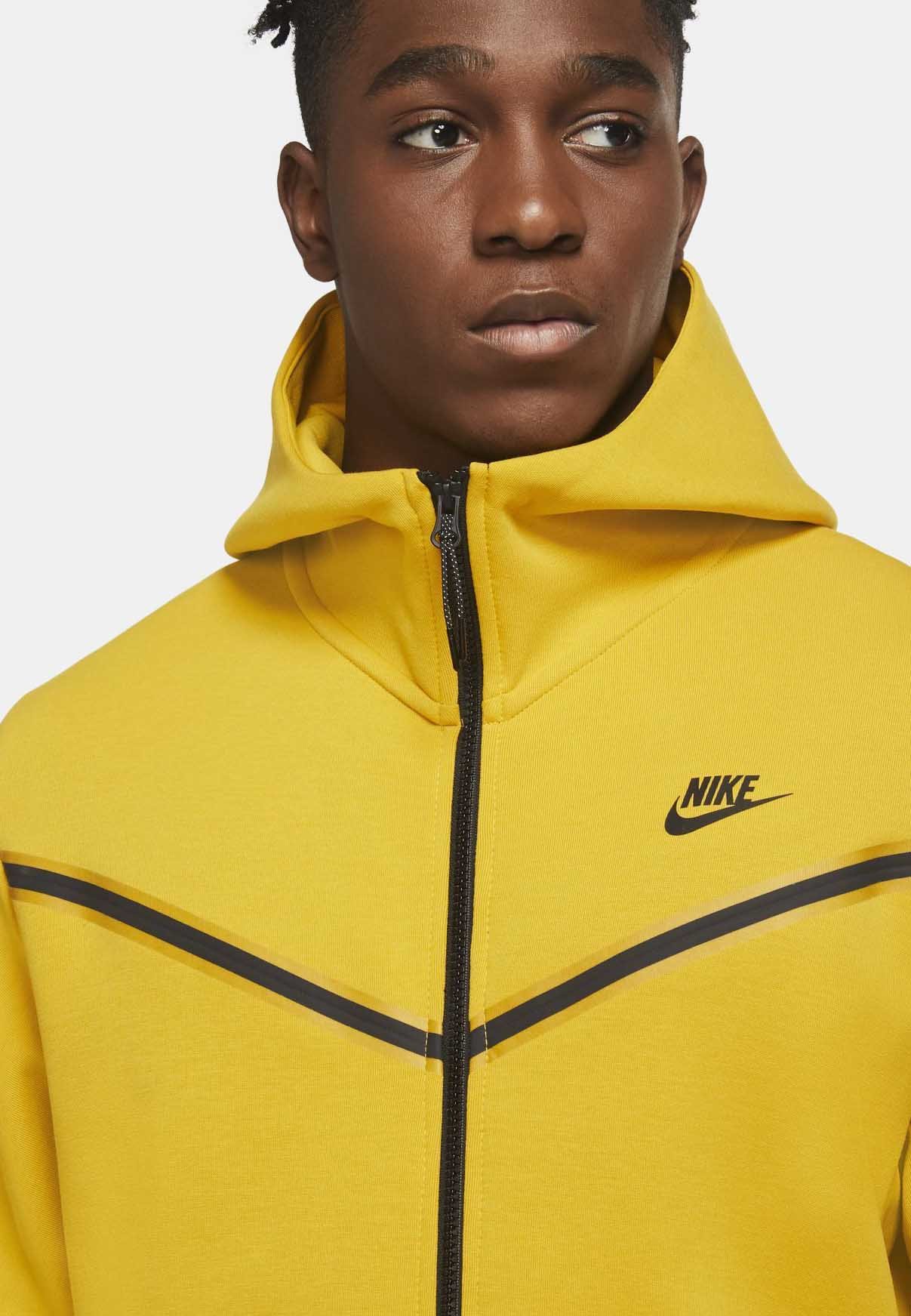 designer green puffer jacket