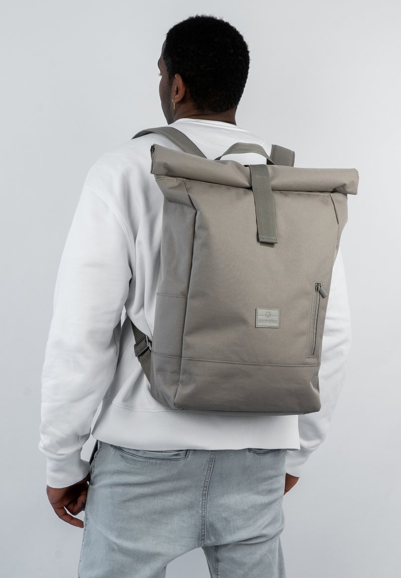 Johnny Urban ROBIN LARGE ROLL TOP BACKPACK Tagesrucksack