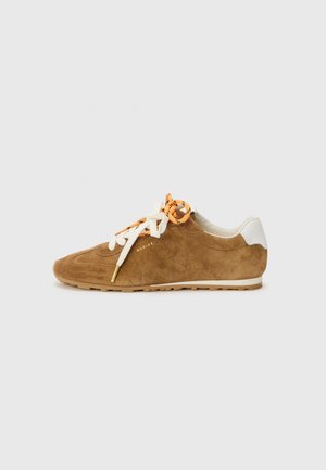 BILLY LOU - Sneakers laag - cognac