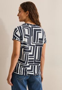 Cecil MIT KNOPFDETAIL - Triko s potiskem - weiß