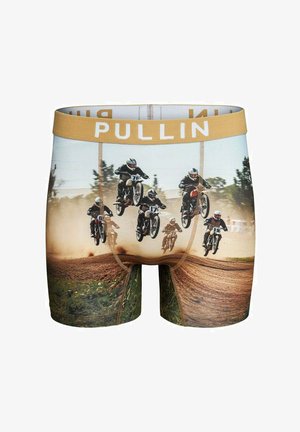 Shorts boxer avec un motif graphique de motards de motocross sur une piste de terre. Comprend une ceinture jaune avec "PULLIN" imprimé en blanc.