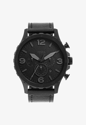 Orologio da polso cronografo Fossil nero con quadrante lavorato, numeri grandi a 12, 3, 6, 9, tre sottoquadranti e cinturino in pelle nera.