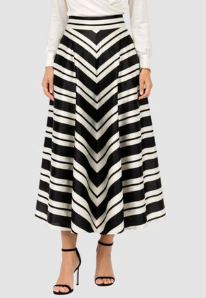 Gonna a campana - nerorighe