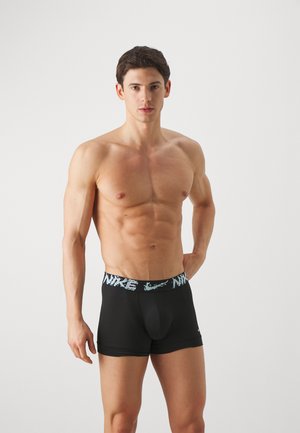 Nike Underwear ESSENTIAL TRUNK 3 PACK - Calzoncillos - photo blue/vapor green/black