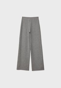 Pantalon en maille gris à jambes larges, taille haute et sans fermetures visibles, présenté à plat sur un fond blanc.