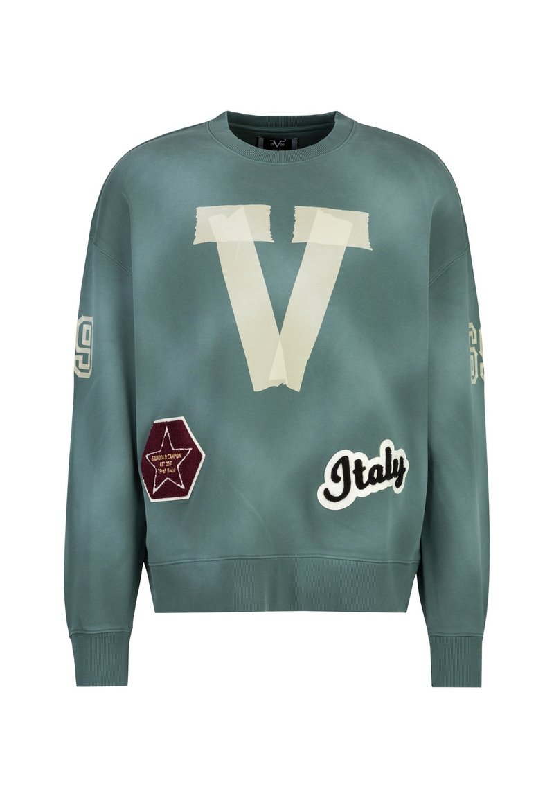 Grüne Baumwoll-Sweatshirt mit einem großen cremefarbenen 'V'-Grafik mit Tape-Akzenten und verschiedenen bestickten Patches, darunter "Italien."