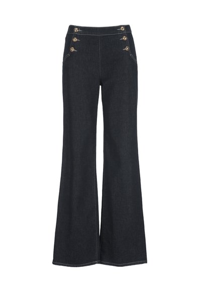Viddebenede mørkeblå denimbukser med høj talje, der har guldtonede knappedetaljer foran. Klassisk fem-lommers design og kontrastsyninger.