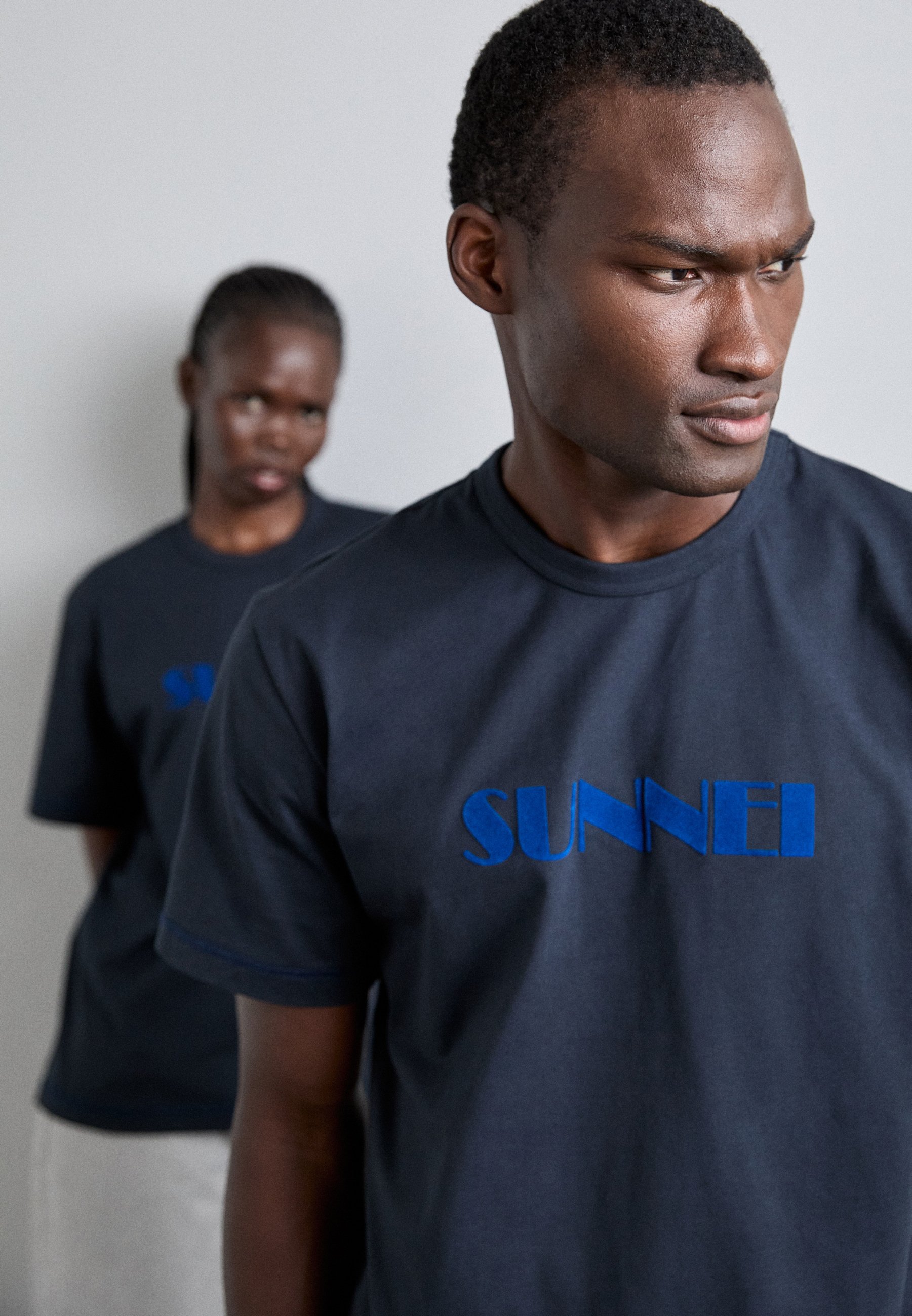 ☆【SUNNEI】☆CLASSIC LOGO PRINT SHORT SLEEVE T SHIRT☆ Sunnei CLASSIC BIG LOGO FLUFFY FLOCK UNISEX - Print T-shirt
