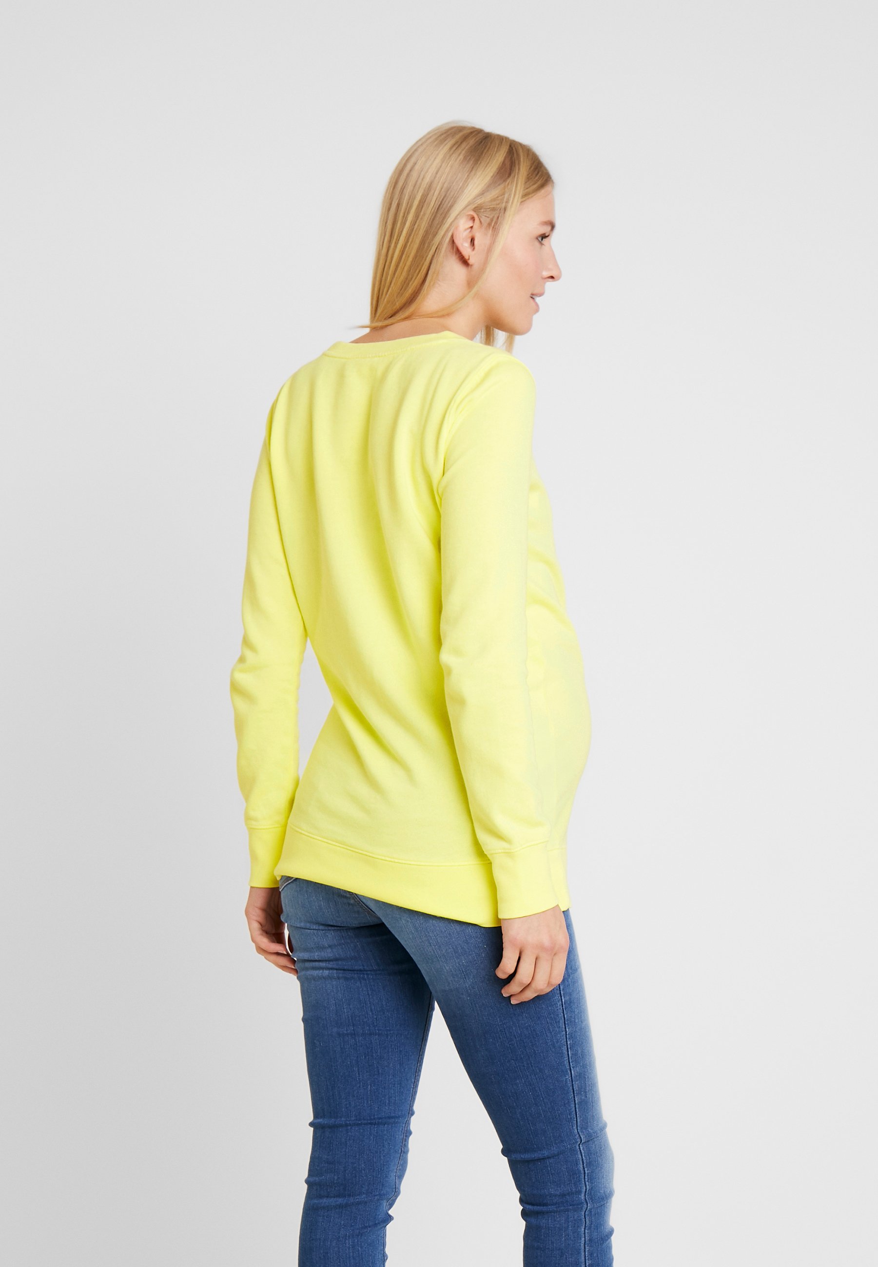 gap maternity sweatshirt