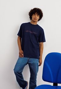 Carhartt WIP SCRIPT - T-Shirt print - air force blue/malbec