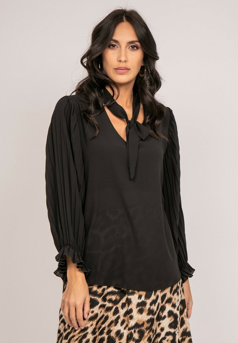 Dona x Lisa FLUIDE FUGGIA - Blouse - noir