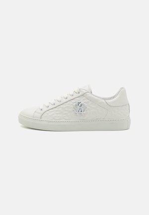 Roberto Cavalli Matalavartiset tennarit - white