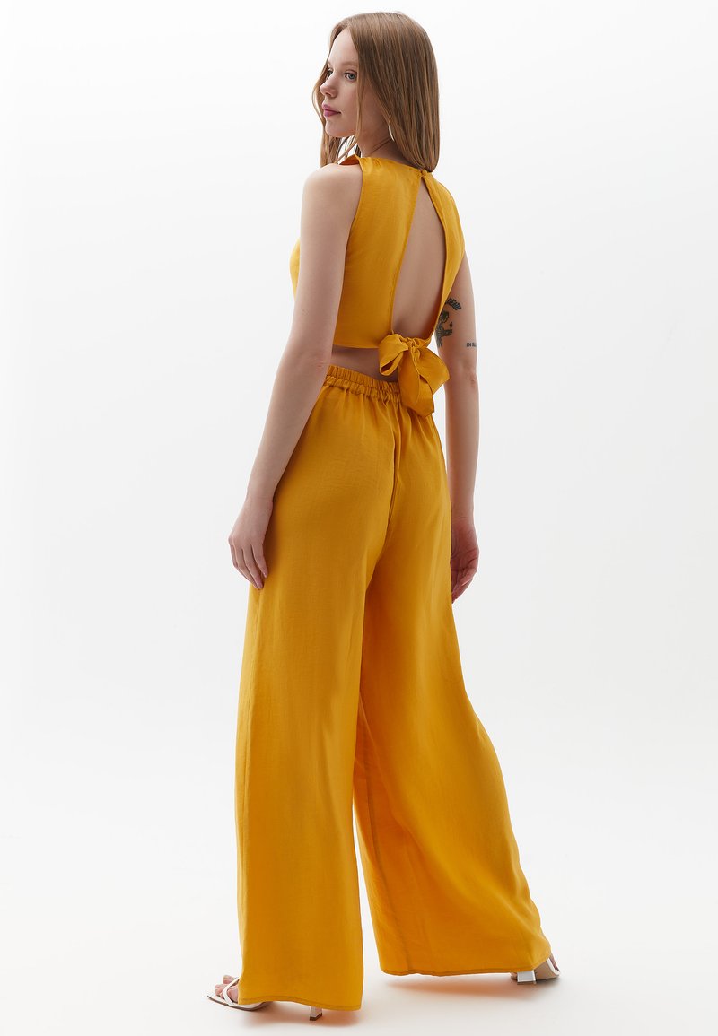 Damen Kleider | OXXO Jumpsuit mineral yellow/senf - WO74386 Damen Kleider | OXXO Jumpsuit mineral yellow/senf - WO74386