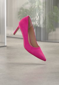 Δεν επιλέχθηκε, pink