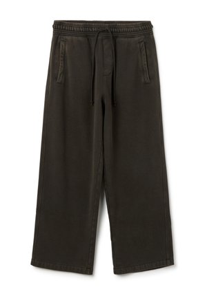 Pantalones de pierna ancha en verde oliva oscuro con cintura elástica, cordón ajustable y dos bolsillos laterales. Acabado de tela suave y lisa.