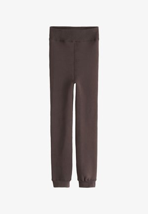 Braune eng anliegende Jogginghose mit elastischem Bund und gerippten Bündchen, flach auf weißem Hintergrund gezeigt.