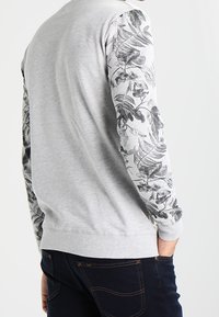 Only & Sons Sudadera - light grey