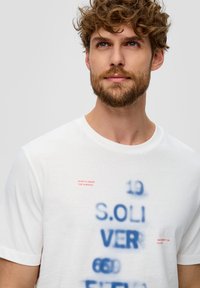 s.Oliver - T-shirt z nadrukiem