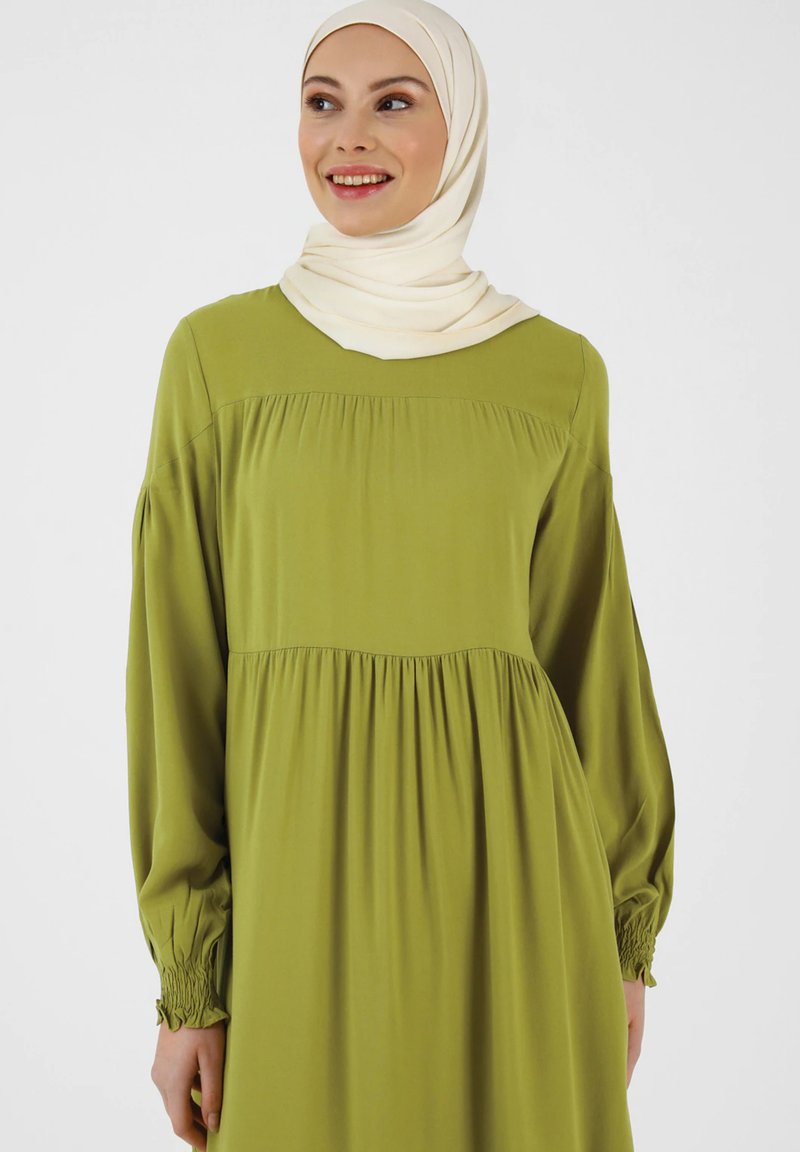 Modanisa CREW NECK-MODEST-REFKA - Maxi dress - green - Zalando.ie