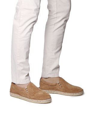 MARTI - Espadrilles - camel