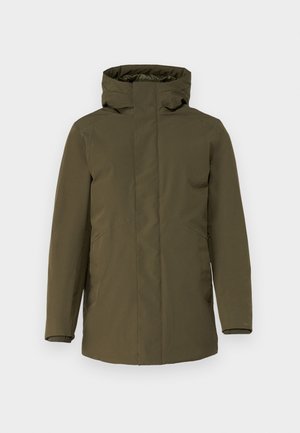 Olive green parka jacket, waterproof fabric, zippered closure, adjustable hood, long sleeves, and side pockets. Smooth texture, minimalist design.