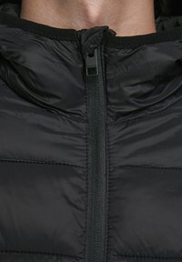 Jack & Jones Chaqueta de entretiempo - black