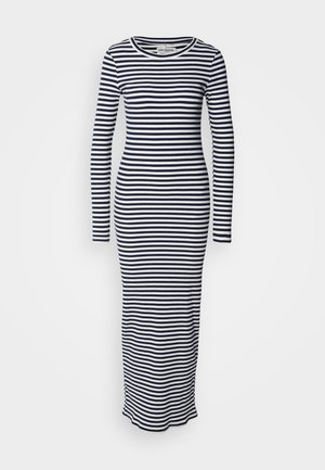 Langermet, tettsittende kjole med marineblå og hvite horisontale striper. Ribbestrikket bomullsmateriale, rund halslinje og ankellang design.