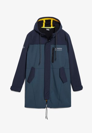 Marineblaue wasserdichte Jacke mit Kapuze, ausgestattet mit einem gelben Futter, Reißverschlüssen und Taschen, die für den Einsatz im Freien konzipiert ist.