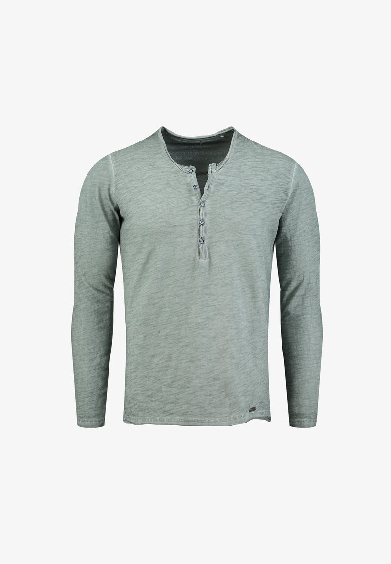 Maglietta henley a maniche lunghe di colore grigio chiaro, realizzata in tessuto morbido. Presenta un'apertura con tre bottoni e un colletto rotondo con cuciture a contrasto.