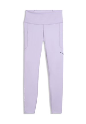 Lyse lilla leggings med høj talje, sidelommer og diskrete trykte logoer på højre lår og nær venstre ankel.