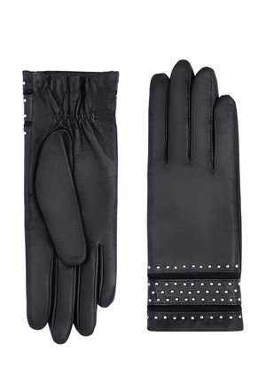 Gants en cuir noir avec une finition texturée, dotés d'un poignet froncé et de clous en argent le long du poignet pour un détail décoratif.