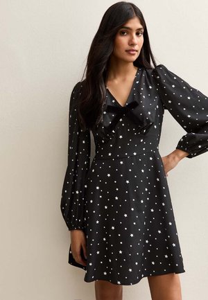 New Look LONG SLEEVE MINI - Vestido informal - black pattern