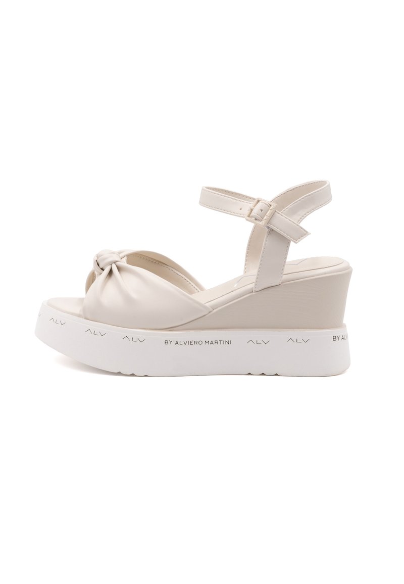 ALV by Alviero Martini Sandali con tacco - white ivory