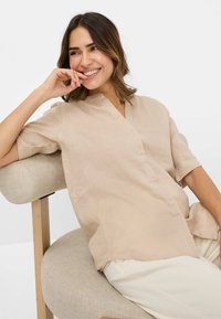 BRAX STYLE VERI - Bluse - almond